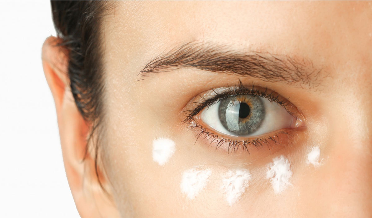 نکات مراقبت از پوست دور چشم: بایدها و نبایدها
