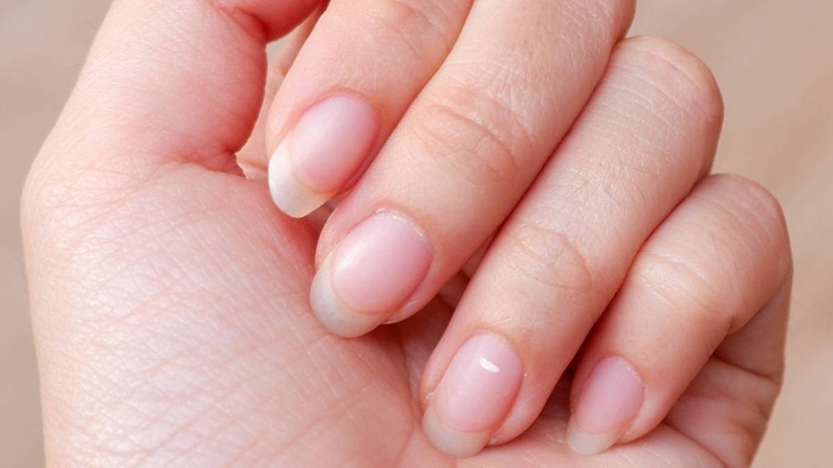 ۵ نشانه روی ناخن که یعنی کبد چرب دارید!