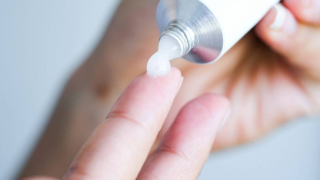 بهترین پماد ضد لک داروخانه ای