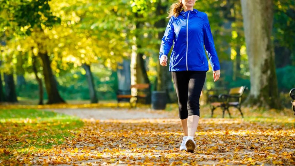 فواید پیاده روی برای پوست